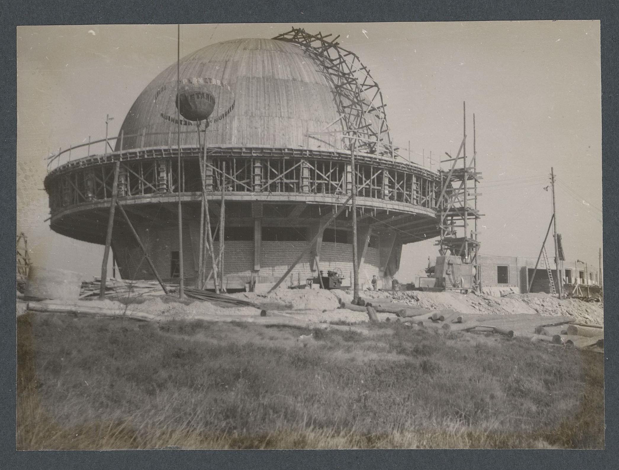 Budowa Planetarium Śląskiego 01