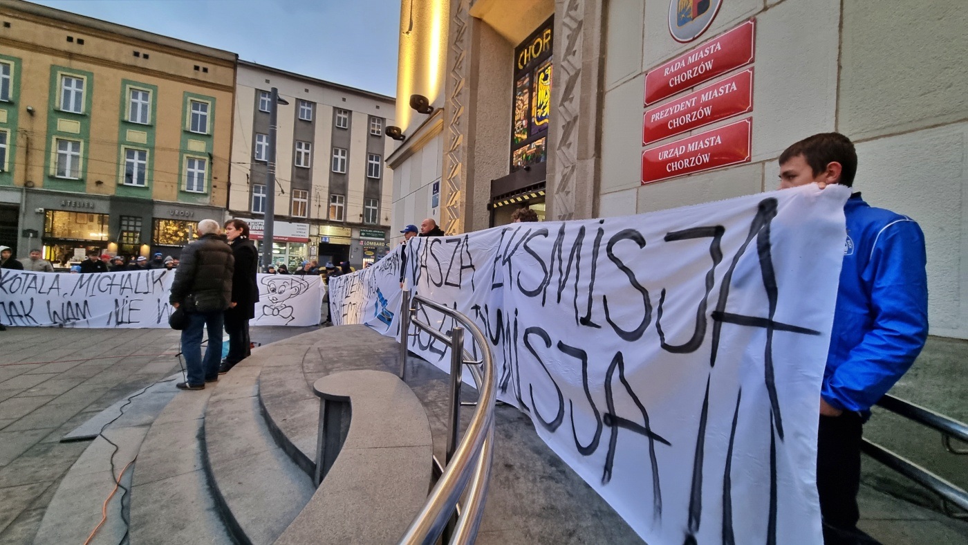 Demonstracja kibiców Ruchu Chorzów 10