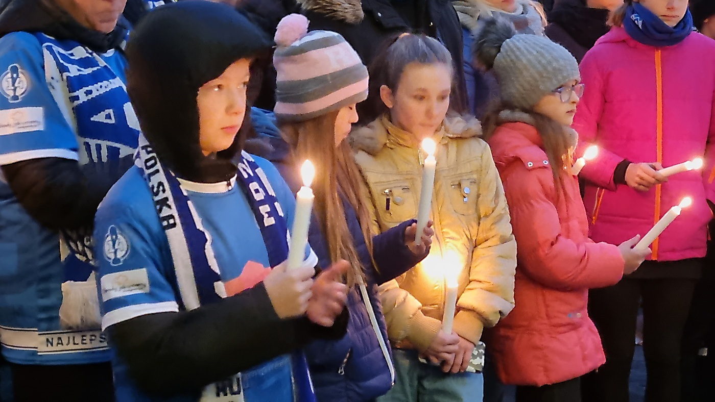 Demonstracja kibiców Ruchu Chorzów 13