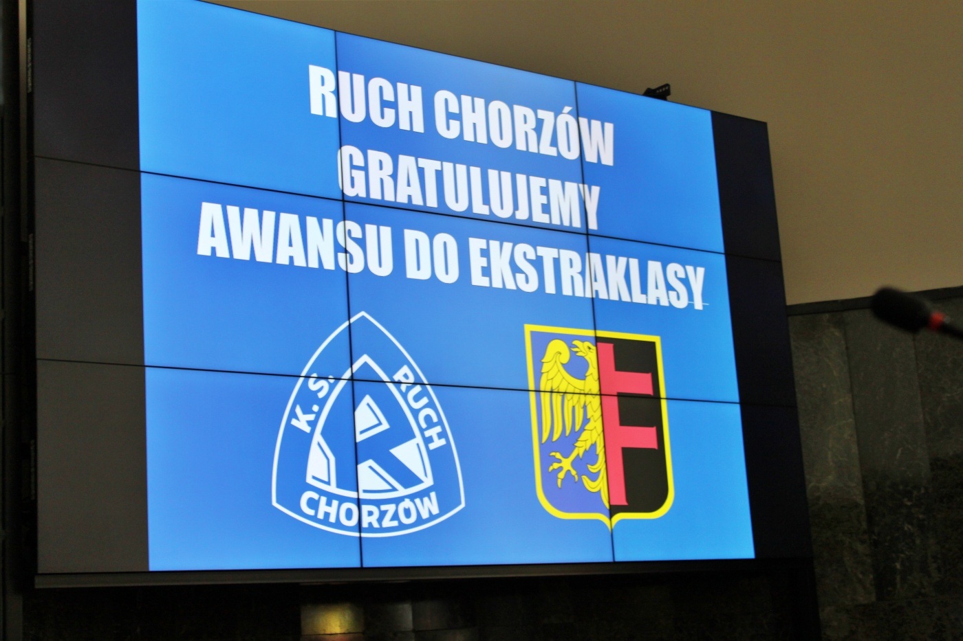 Ekstraklasa za pół miliona złotych Nagroda dla Ruchu Chorzów 12