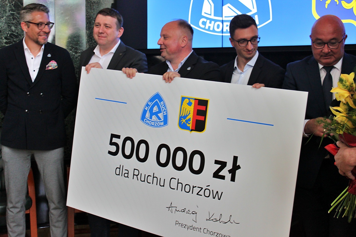 Ekstraklasa za pół miliona złotych Nagroda dla Ruchu Chorzów 17