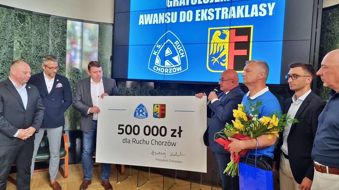 Ekstraklasa za pół miliona złotych Nagroda dla Ruchu Chorzów 23
