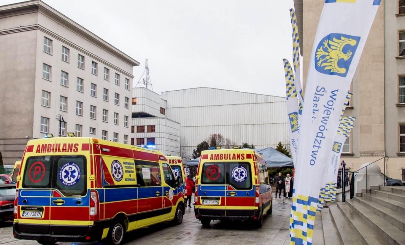 Nowe karetki dla WPR w Katowicach 9