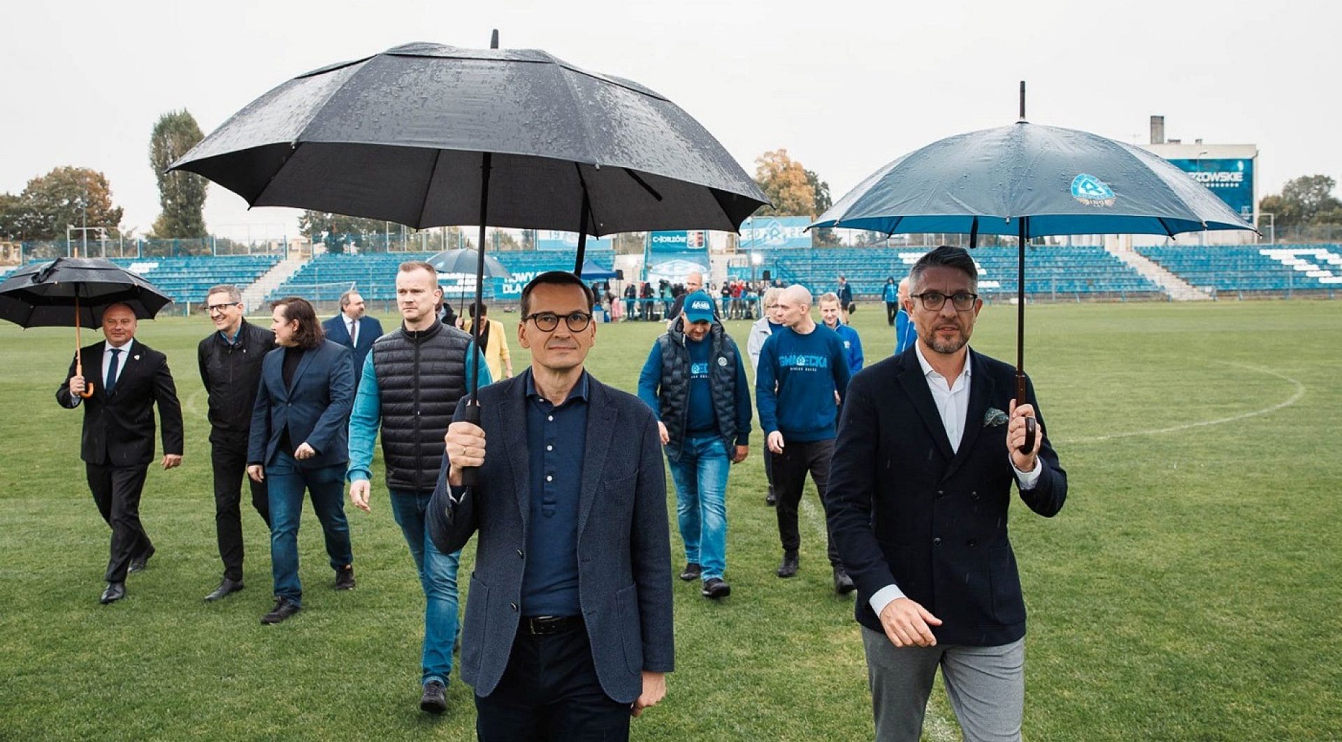 Premier Morawiecki na stadionie Ruchu Chorzów Praktycznie wkrótce ponad 100 mln na budowę nowego Premier Morawiecki na stadionie Ruchu Chorzów Praktycznie wkrótce ponad 100 mln na budowę nowego