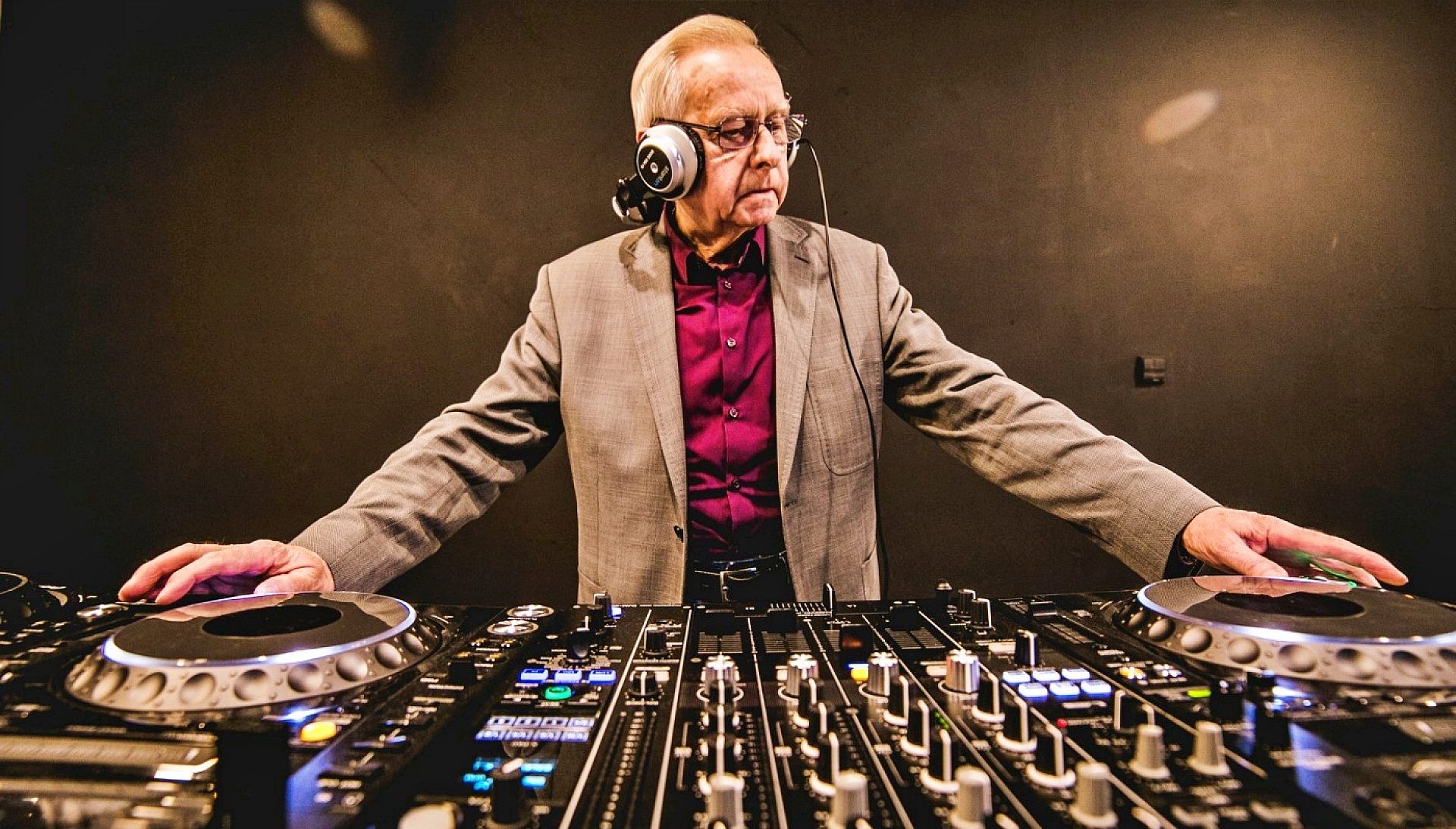 DJ Jerry DJ Jerry