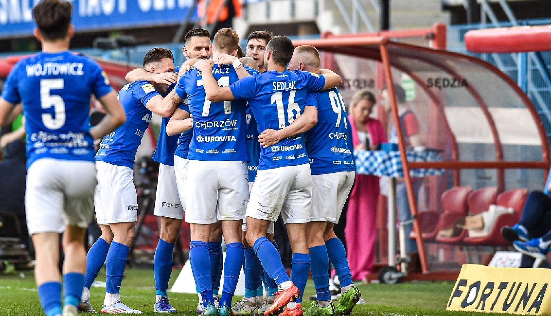 Nikt się nie położy przed Ruchem żeby dać awansować bez problemu Prezes Seweryn Siemianowski o końcówce sezonu Nikt się nie położy przed Ruchem żeby dać awansować bez problemu Prezes Seweryn Siemianowski o końcówce sezonu