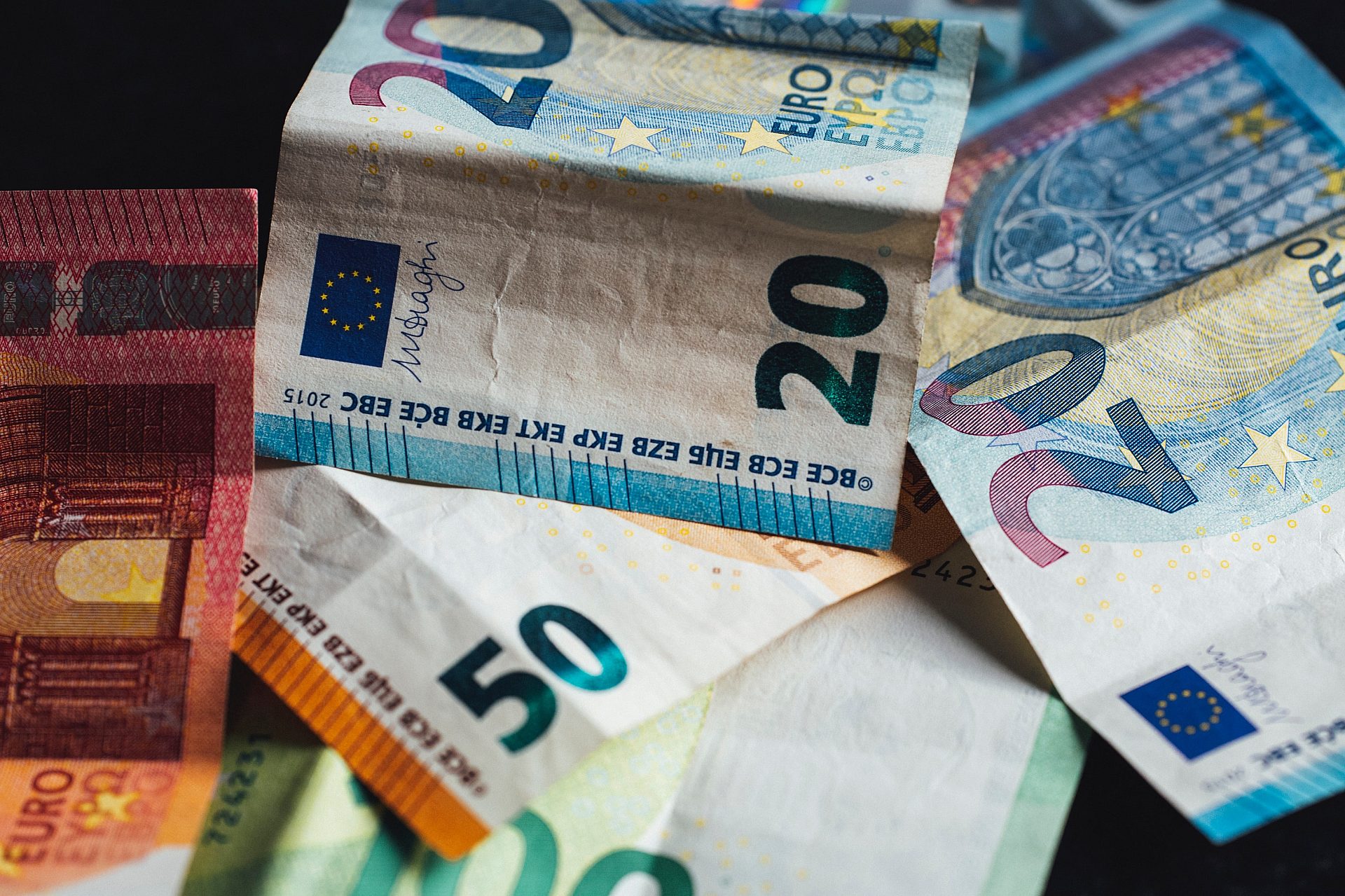Kilka banknotow euro Kilka banknotow euro