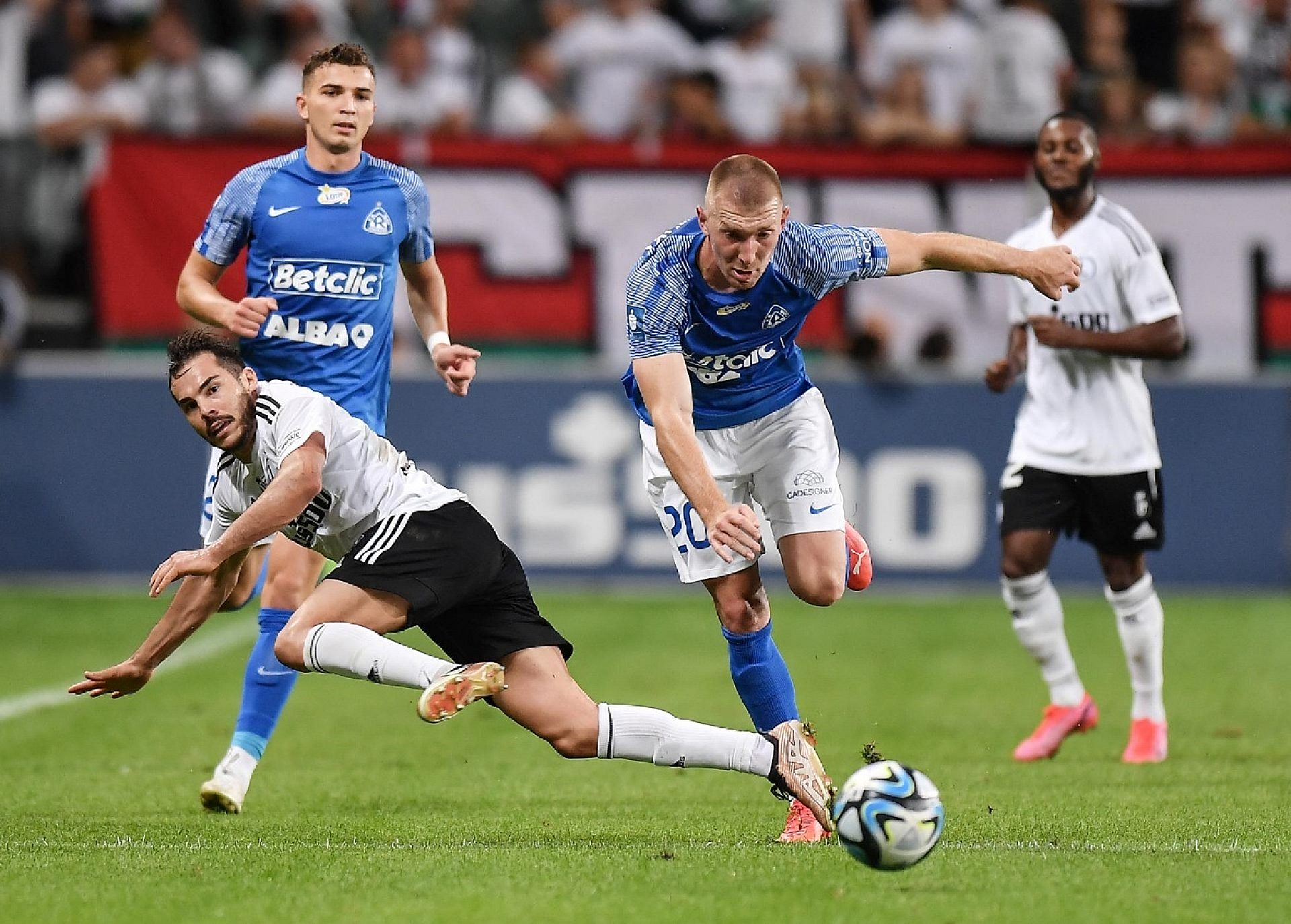 Legia Warszawa Ruch Chorzów Wszystko posypało się w momencie straty pierwszej bramki trener Niebieskich po meczu Legia Warszawa Ruch Chorzów Wszystko posypało się w momencie straty pierwszej bramki trener Niebieskich po meczu