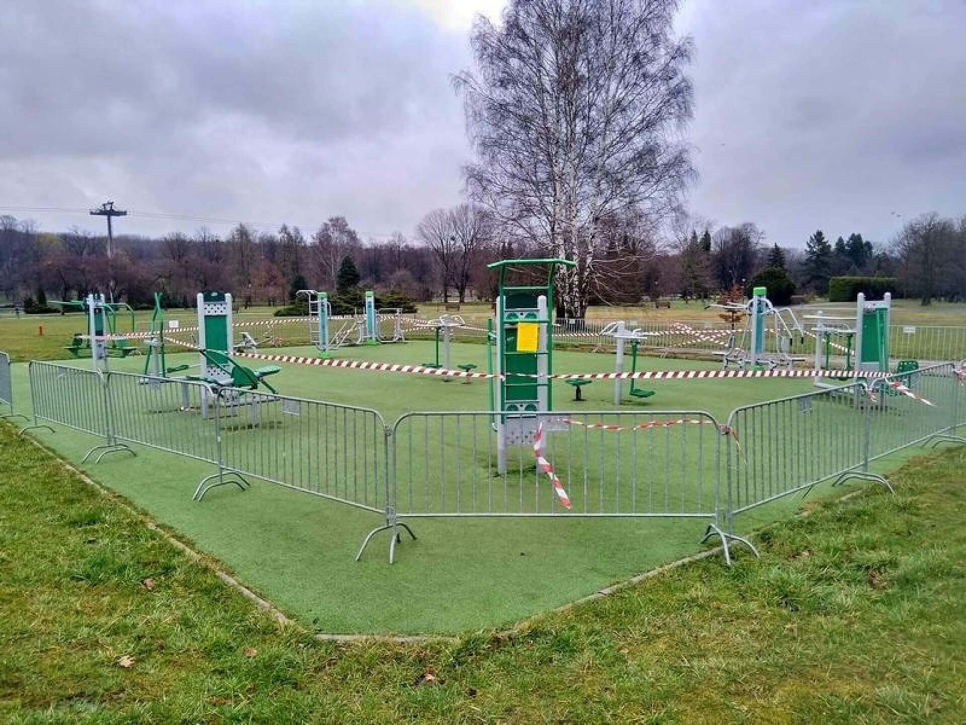 Park zagrodzony Park zagrodzony