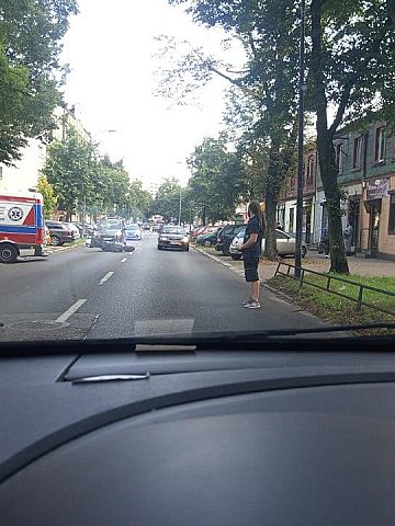 Wypadek w Chorzowie na ul. Krzyżowej Wypadek w Chorzowie na ul. Krzyżowej