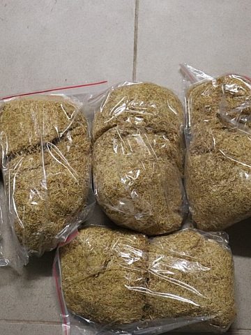 Chorzów Batory nielegalny towar na targowisku 5 Chorzów Batory nielegalny towar na targowisku 5