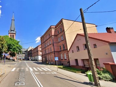 Będą naprawiać jezdnię Utrudnienia drogowe w Chorzowie Starym Będą naprawiać jezdnię Utrudnienia drogowe w Chorzowie Starym