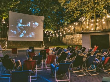 CIM Kino na leżakach CIM Kino na leżakach