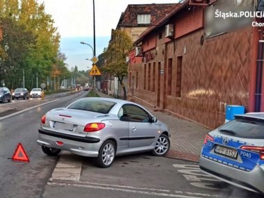 Chorzów pijany kierowca uderzył w radiowóz Chorzów pijany kierowca uderzył w radiowóz