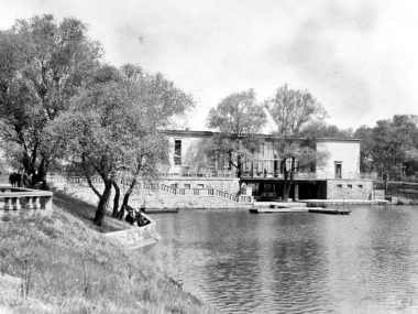 Kultowe miejscówki WPKiW. Archiwalne zdjęcia Pierwsze lokale w WPKiW