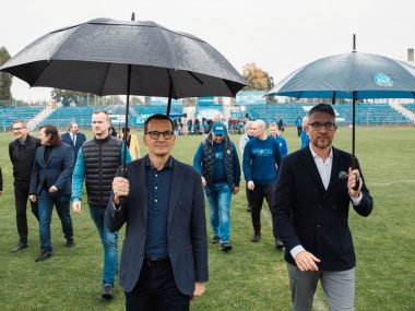 Premier Morawiecki na stadionie Ruchu Chorzów Praktycznie wkrótce ponad 100 mln na budowę nowego Premier Morawiecki na stadionie Ruchu Chorzów Praktycznie wkrótce ponad 100 mln na budowę nowego