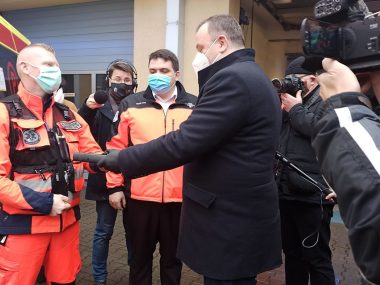 Nowy ambulans w chorzowskim szpitalu dziecięcym Karetka