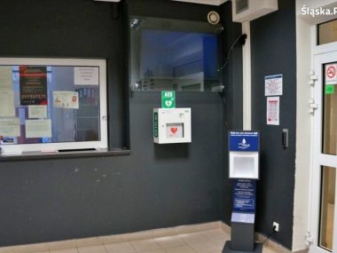 Policja chorzow defibrylator