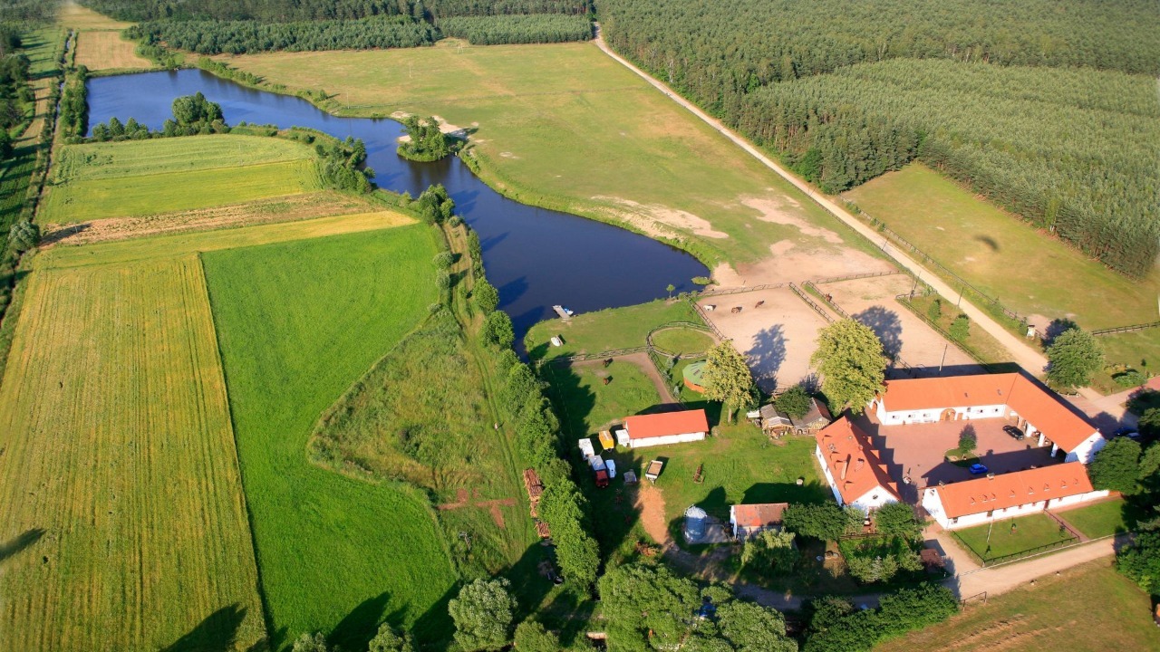 Odkryj Gościniec Borki Wielkie – harmonia spokoju, natury i aktywności