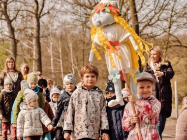 Powitanie wiosny w Parku Śląskim Powitanie wiosny w Parku Śląskim