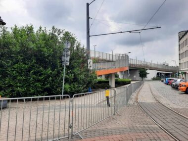 Chorzowianie są grzeczni. Wtargnięcia na estakadę są rzadkie Zamknieta estakada 3