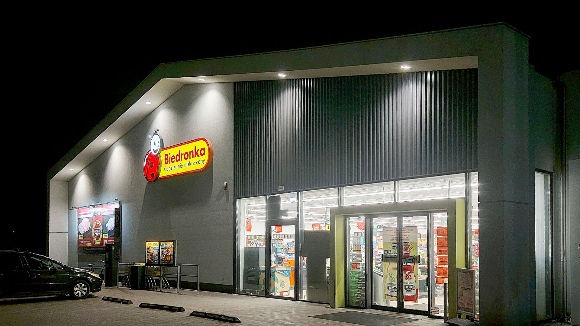 Biedronka prowadzi całodobowe sklepy. Najpopularniejsza z nich jest w Chorzowie